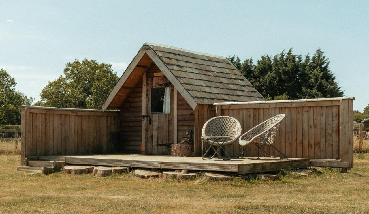 فيلا Glamping At The Retreat Wiltshire Is Rural Bliss كيبنهام المظهر الخارجي الصورة